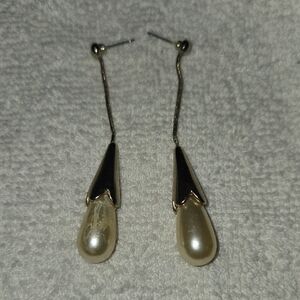 Elegant Gold and Cream Drop Earrings